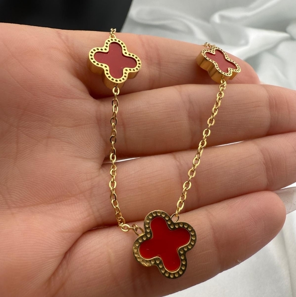 New! Alhambra 18k Gold Color plated and Red Clover Necklace - Picture 5 of 6